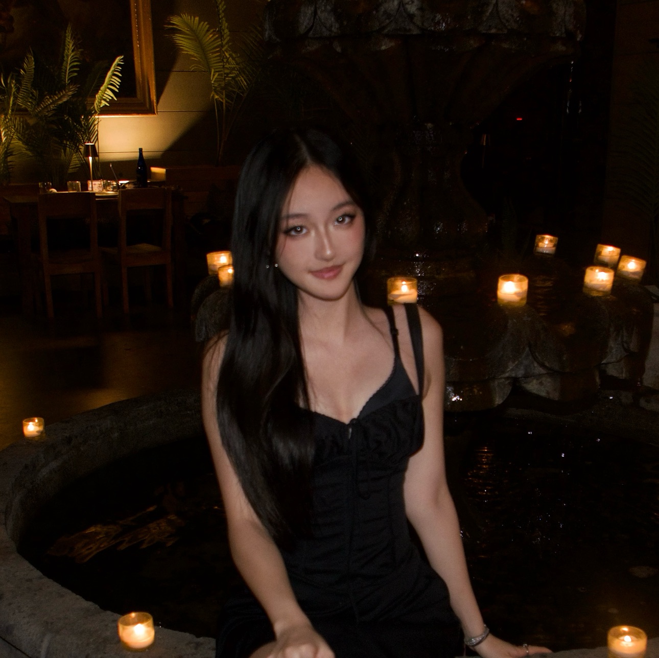 Deryn, RMH dating profile reviewer