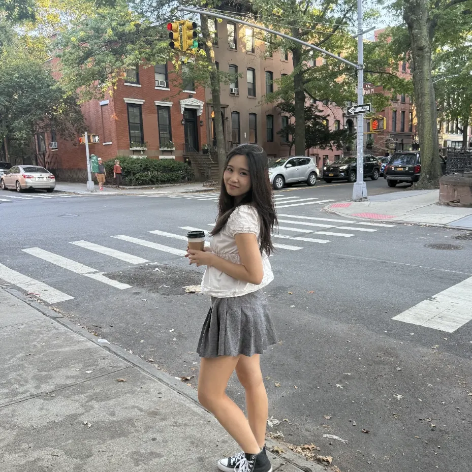 Bridgette, RMH dating profile reviewer
